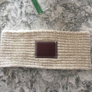 Never worn Love Your Melon headband